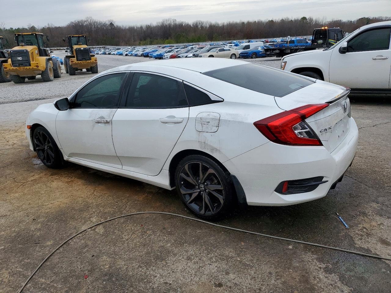 2020 HONDA CIVIC SPORT photo 2
