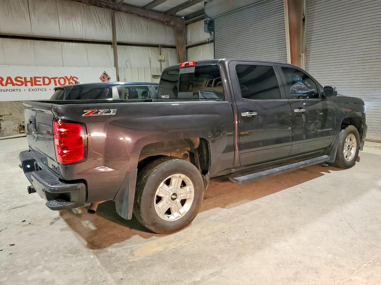 2016 CHEVROLET SILVERADO K1500 LT photo 3