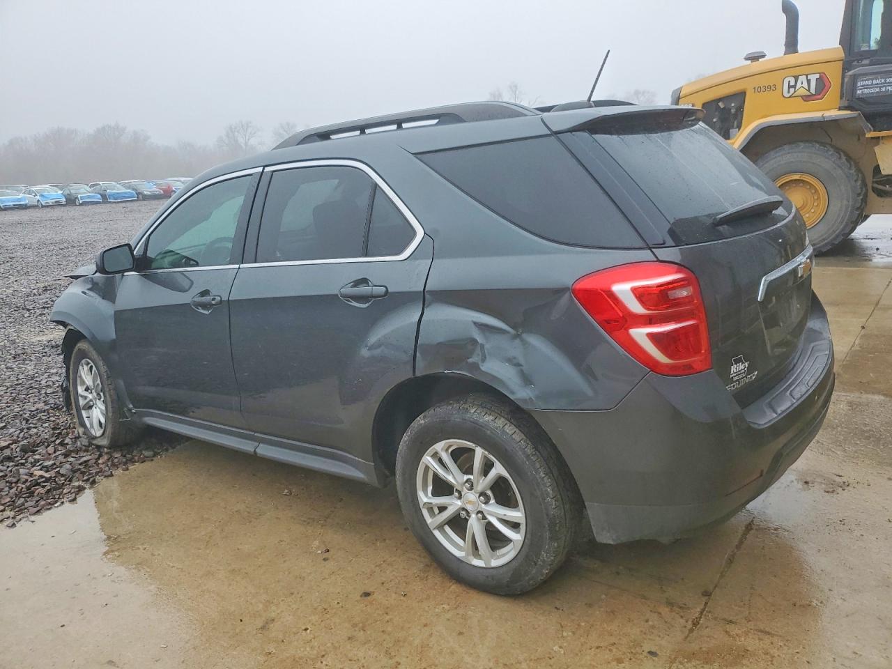 2017 CHEVROLET EQUINOX LT photo 2