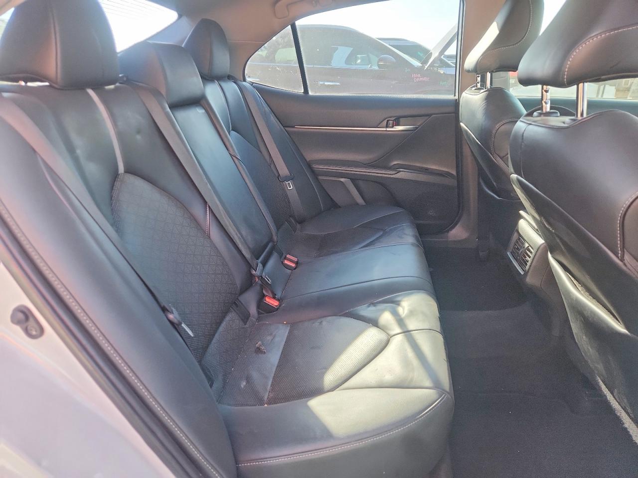 2020 TOYOTA CAMRY XSE photo 10