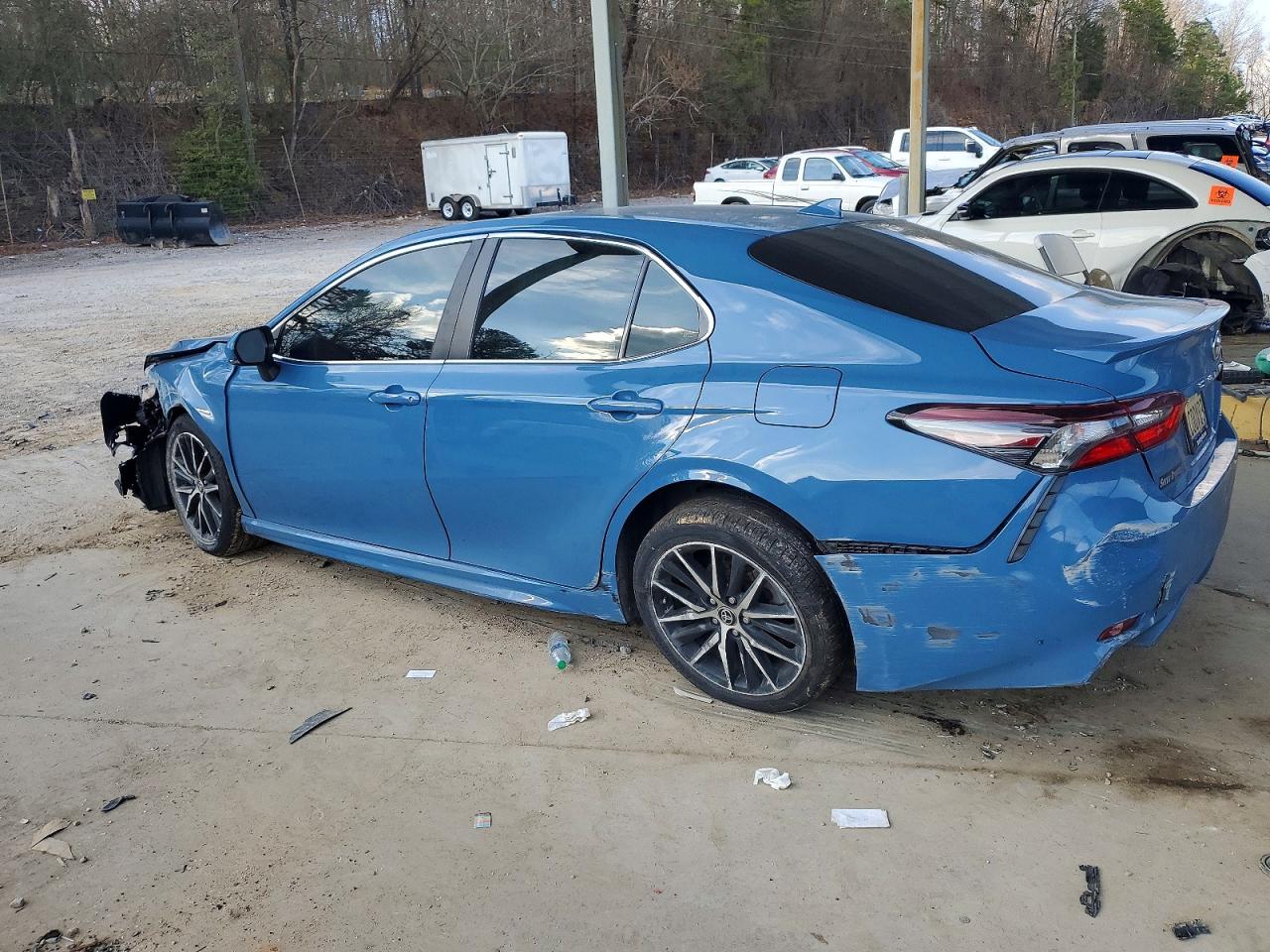 2024 TOYOTA CAMRY SE NIGHT SHADE photo 2