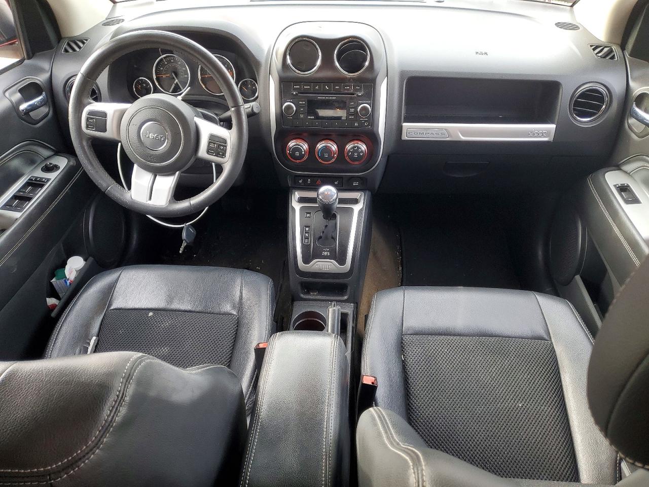 2017 JEEP COMPASS LATITUDE photo 8