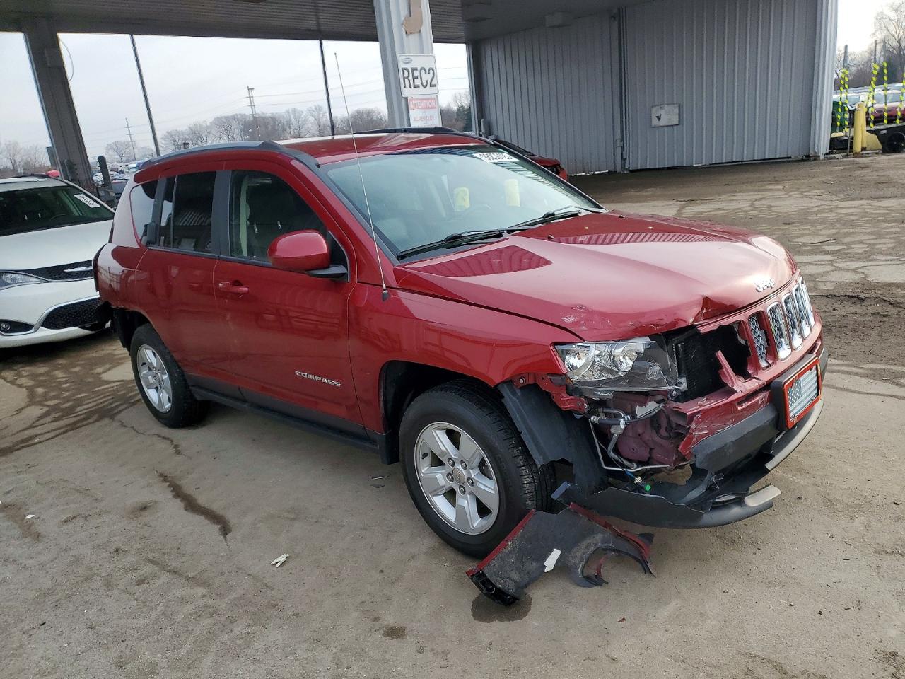 2017 JEEP COMPASS LATITUDE photo 4