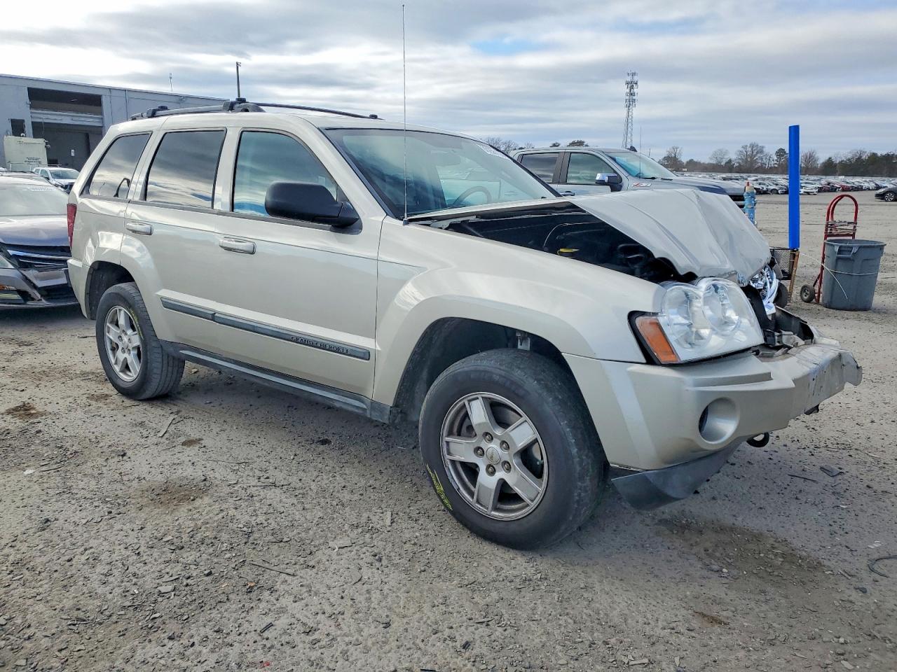 2007 JEEP GRAND CHEROKEE LAREDO photo 7