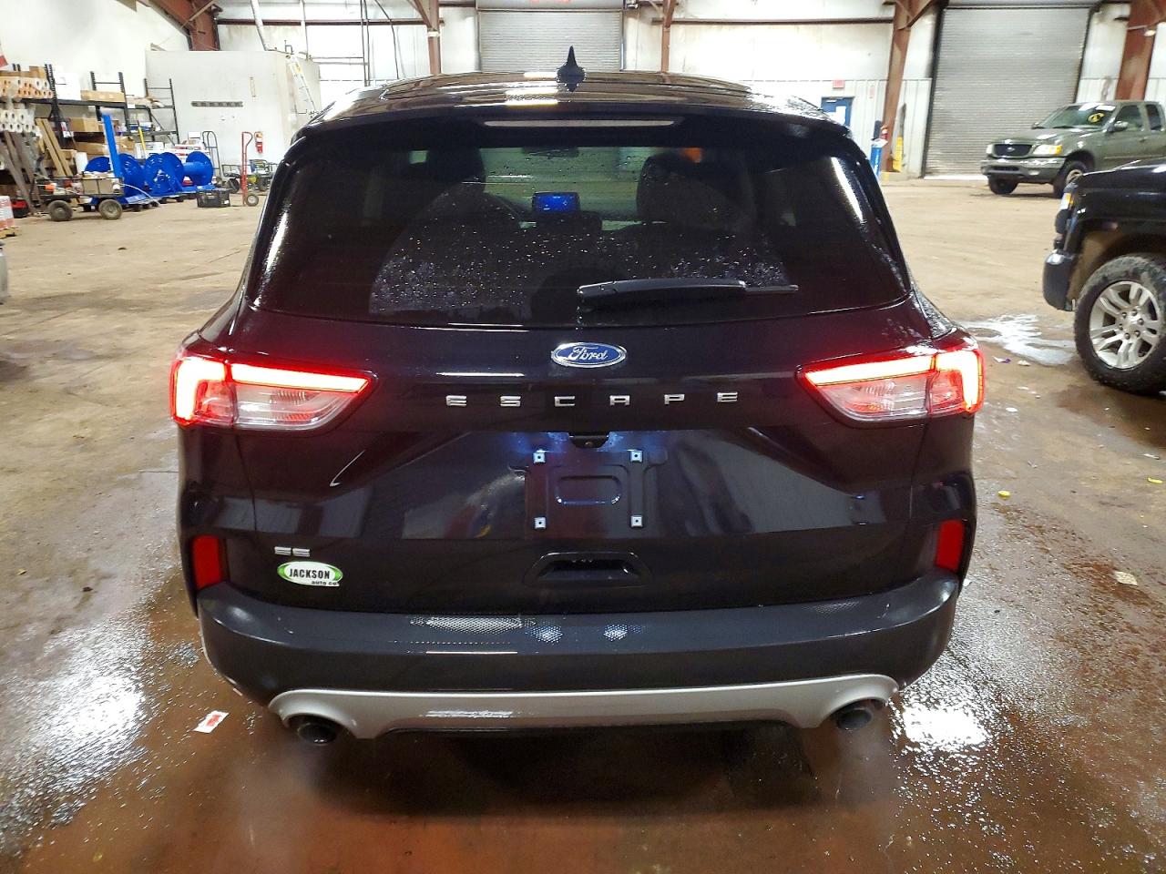 2022 FORD ESCAPE SE photo 6