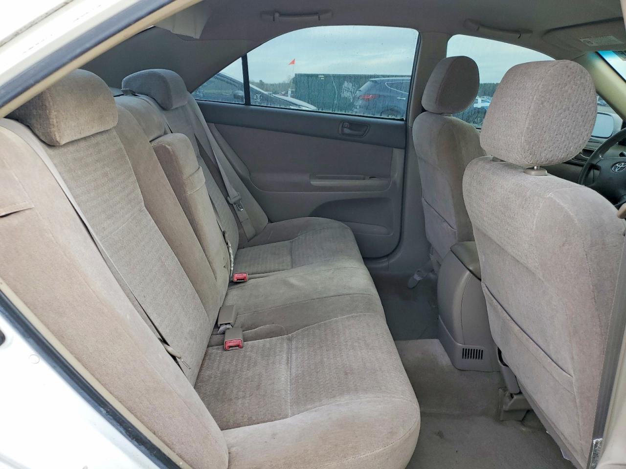 2003 TOYOTA CAMRY LE photo 10