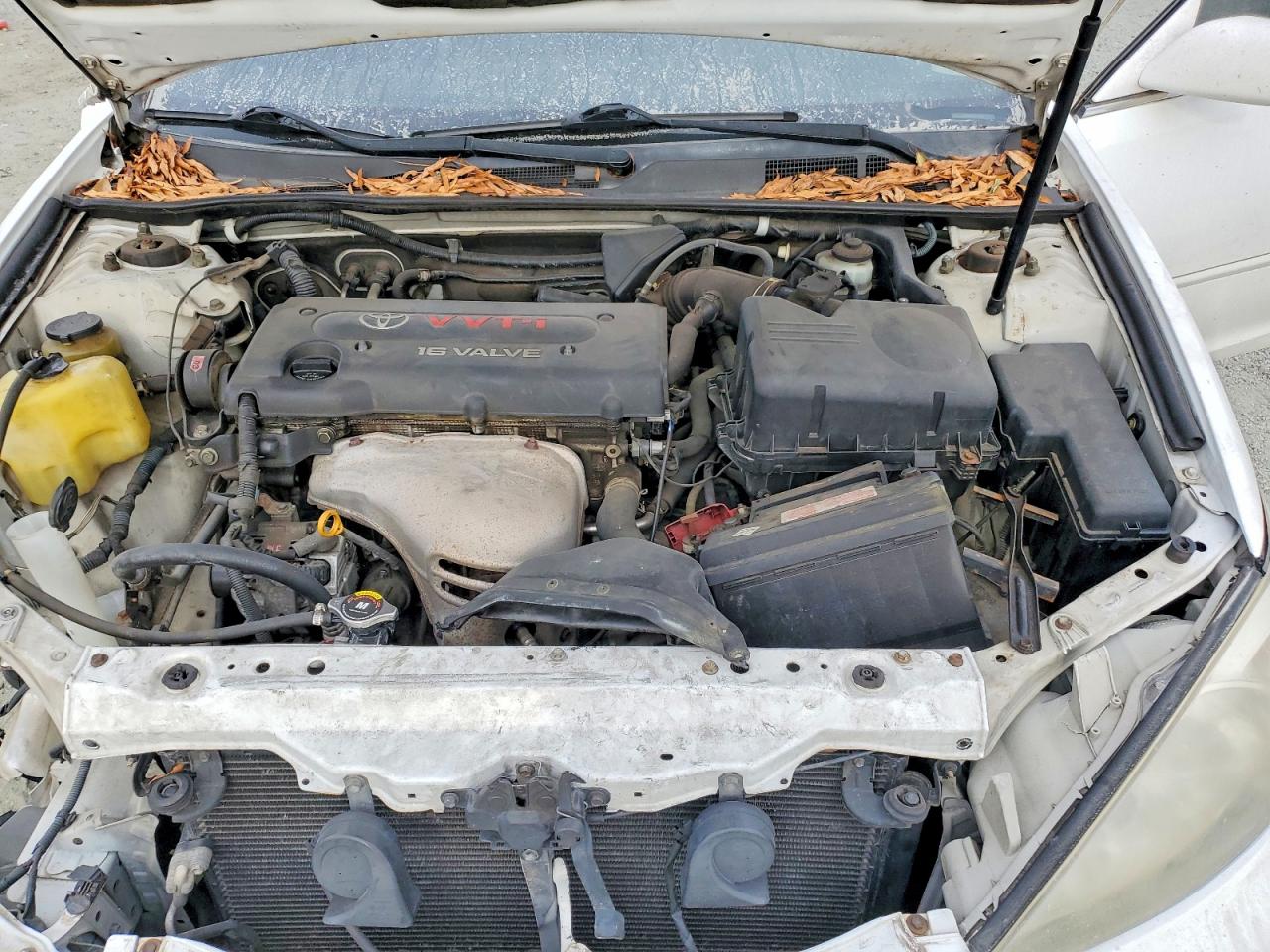 2003 TOYOTA CAMRY LE photo 11