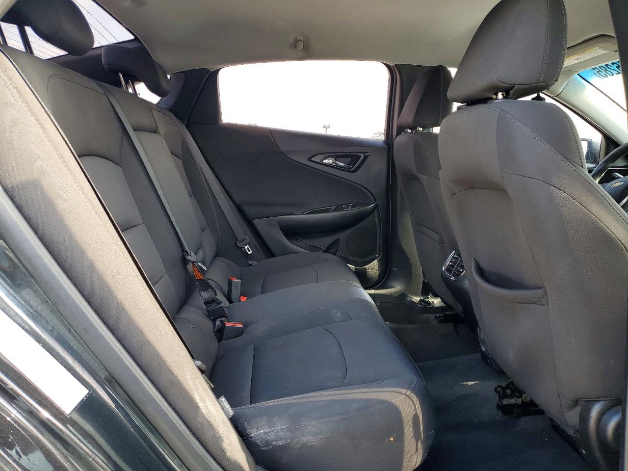 2018 CHEVROLET MALIBU LT photo 10