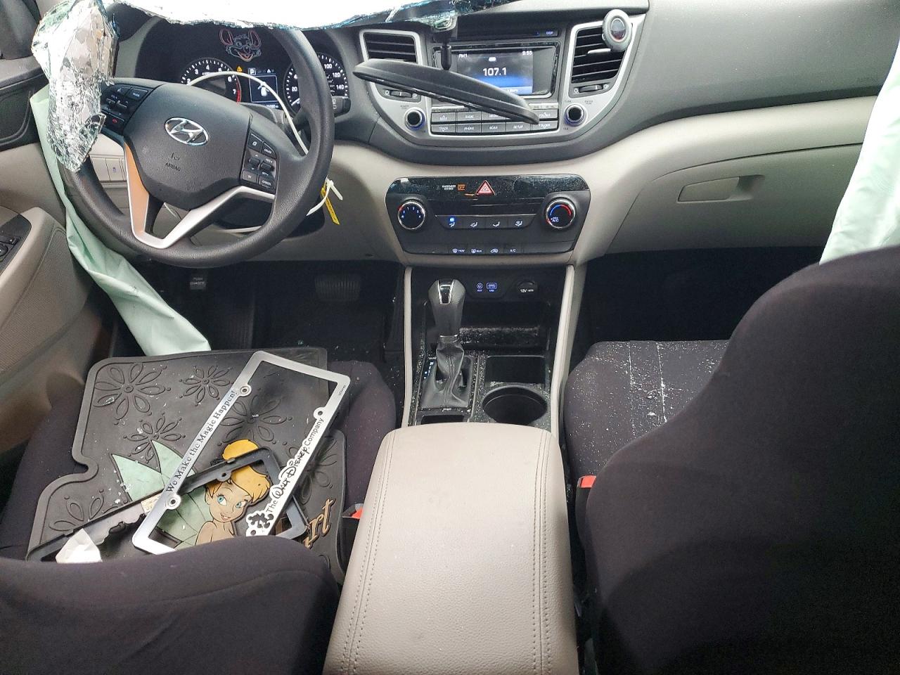 2018 HYUNDAI TUCSON SE photo 15