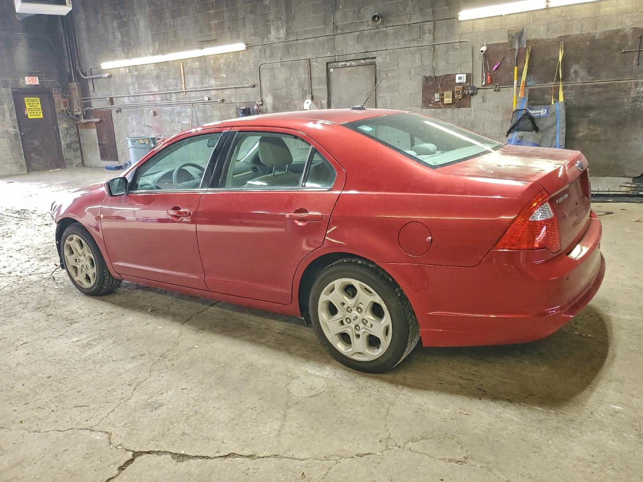 2010 FORD FUSION SE photo 3