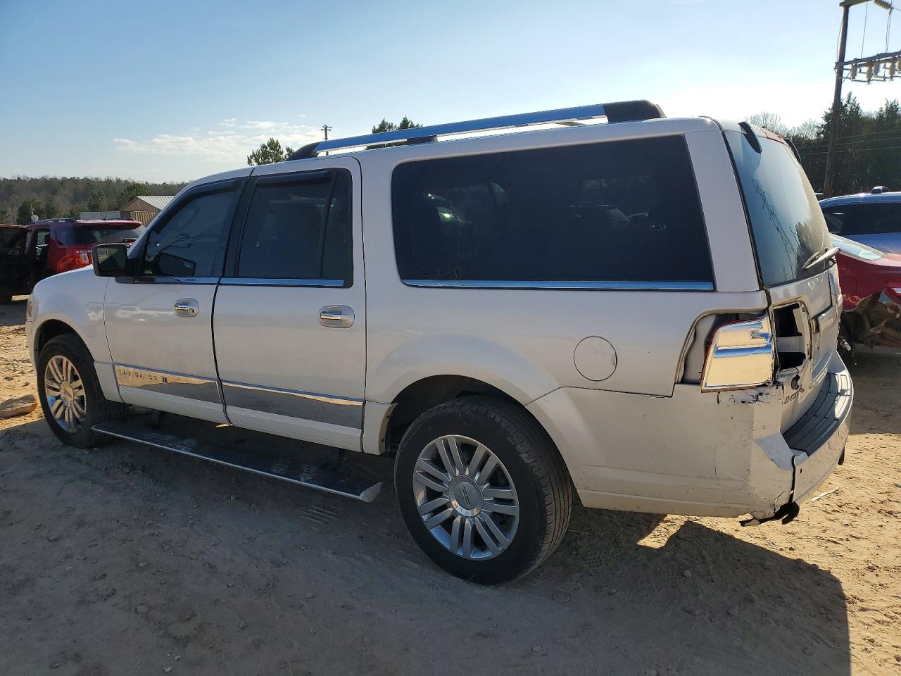 2012 LINCOLN NAVIGATOR L photo 2