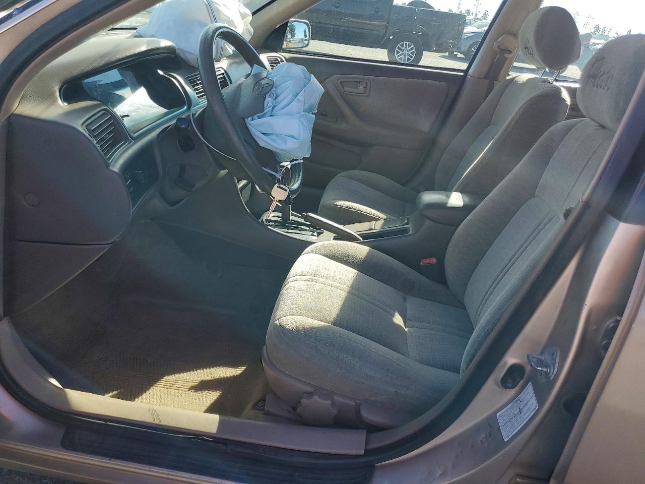 1997 TOYOTA CAMRY CE photo 7
