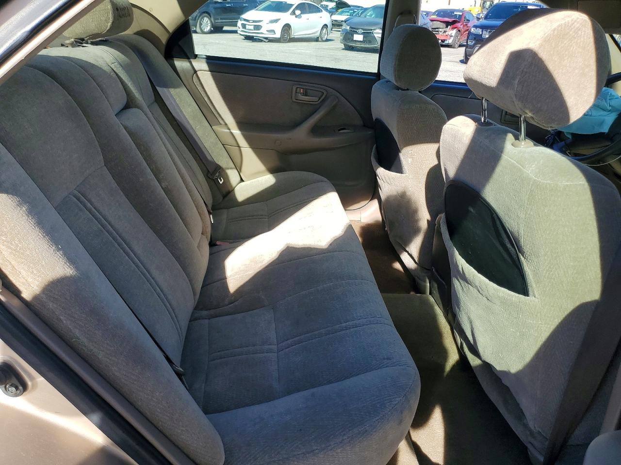 1997 TOYOTA CAMRY CE photo 10