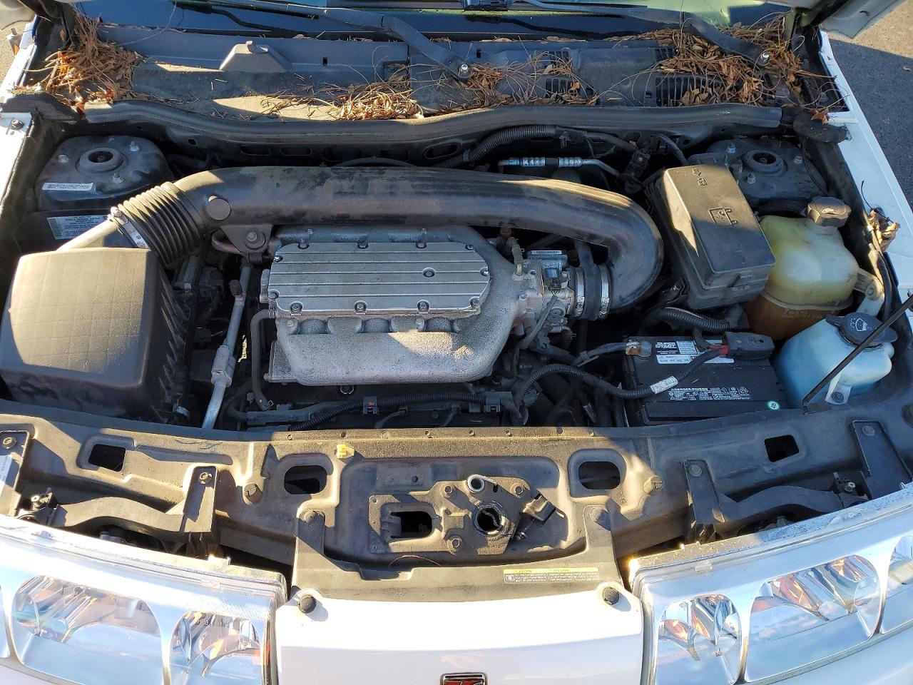 2005 SATURN VUE photo 11