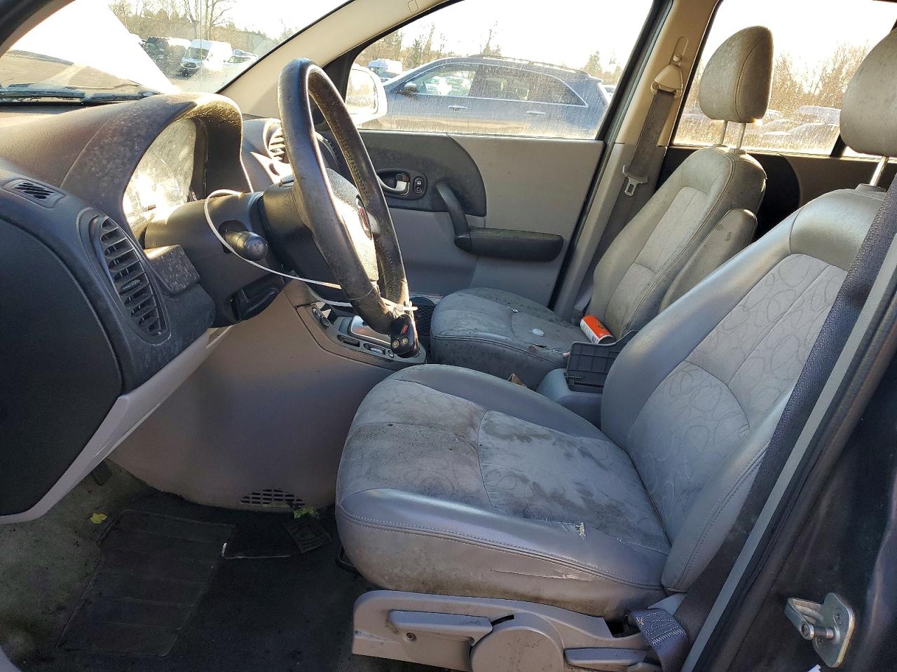 2005 SATURN VUE photo 7