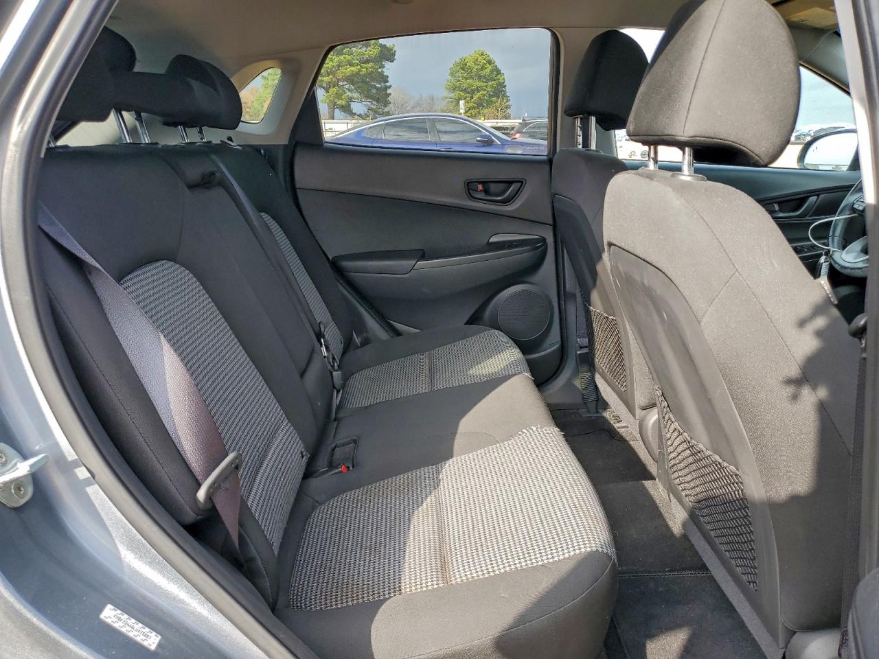 2020 HYUNDAI KONA SEL photo 10