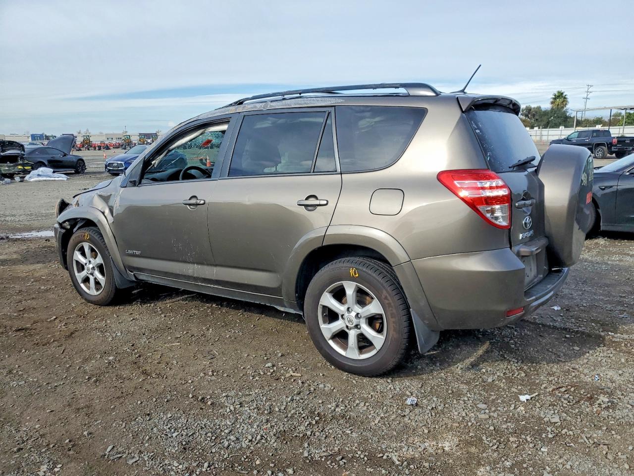 2012 TOYOTA RAV4 LIMITED photo 2