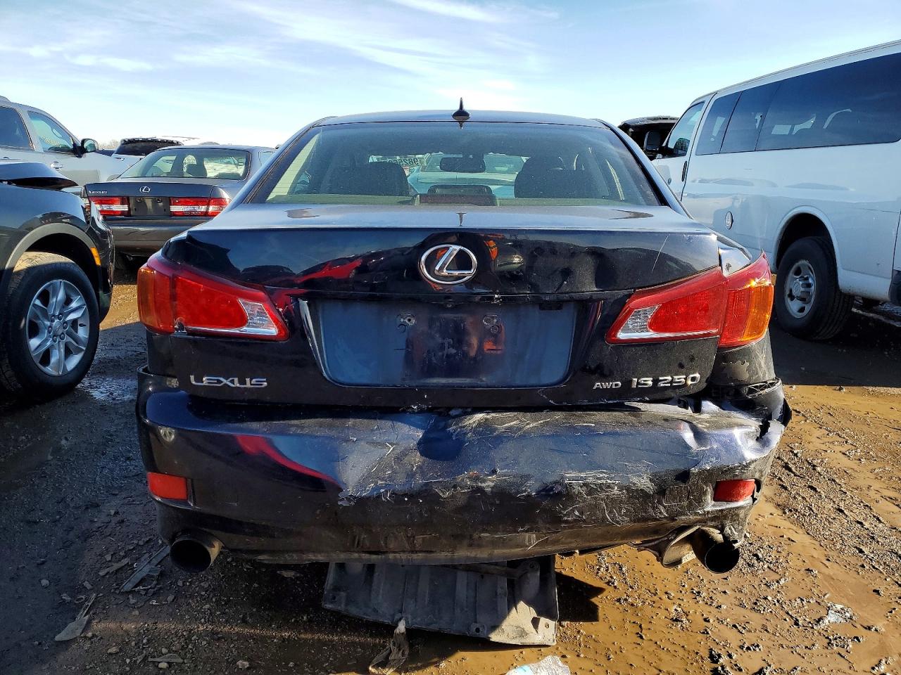 2010 LEXUS IS 250 photo 11