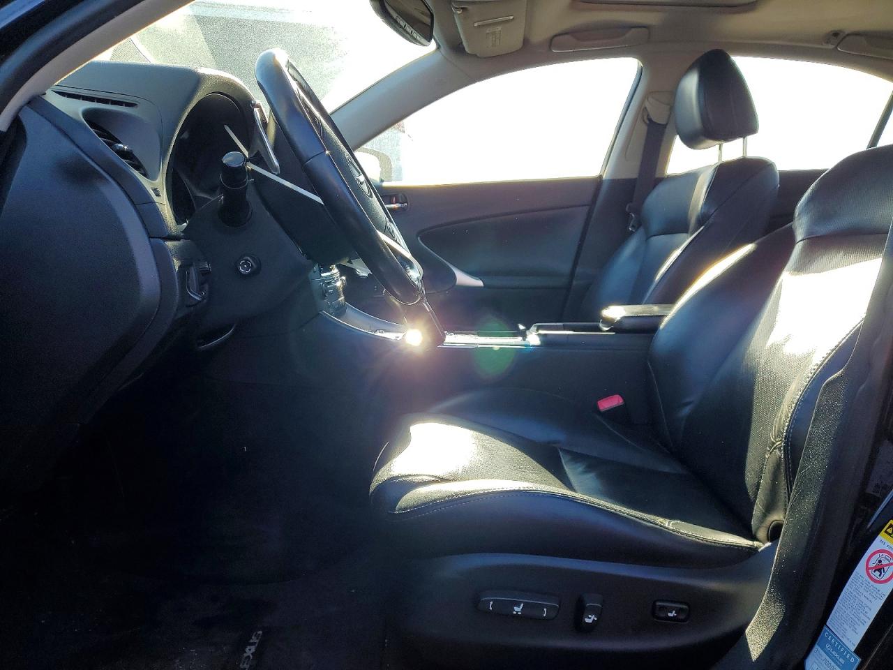 2010 LEXUS IS 250 photo 13