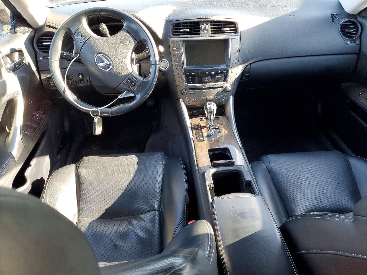 2010 LEXUS IS 250 photo 15