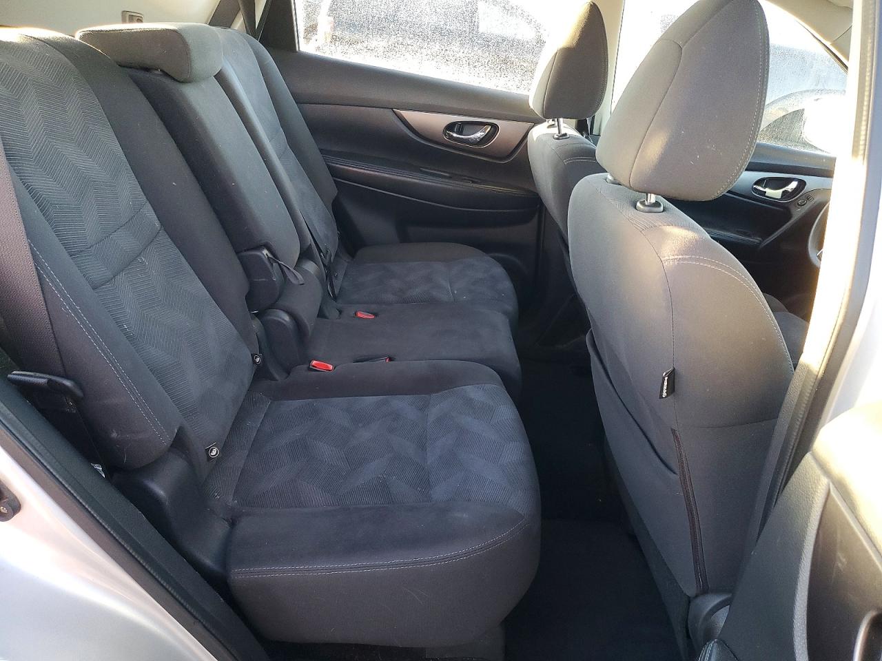 2016 NISSAN ROGUE S photo 21