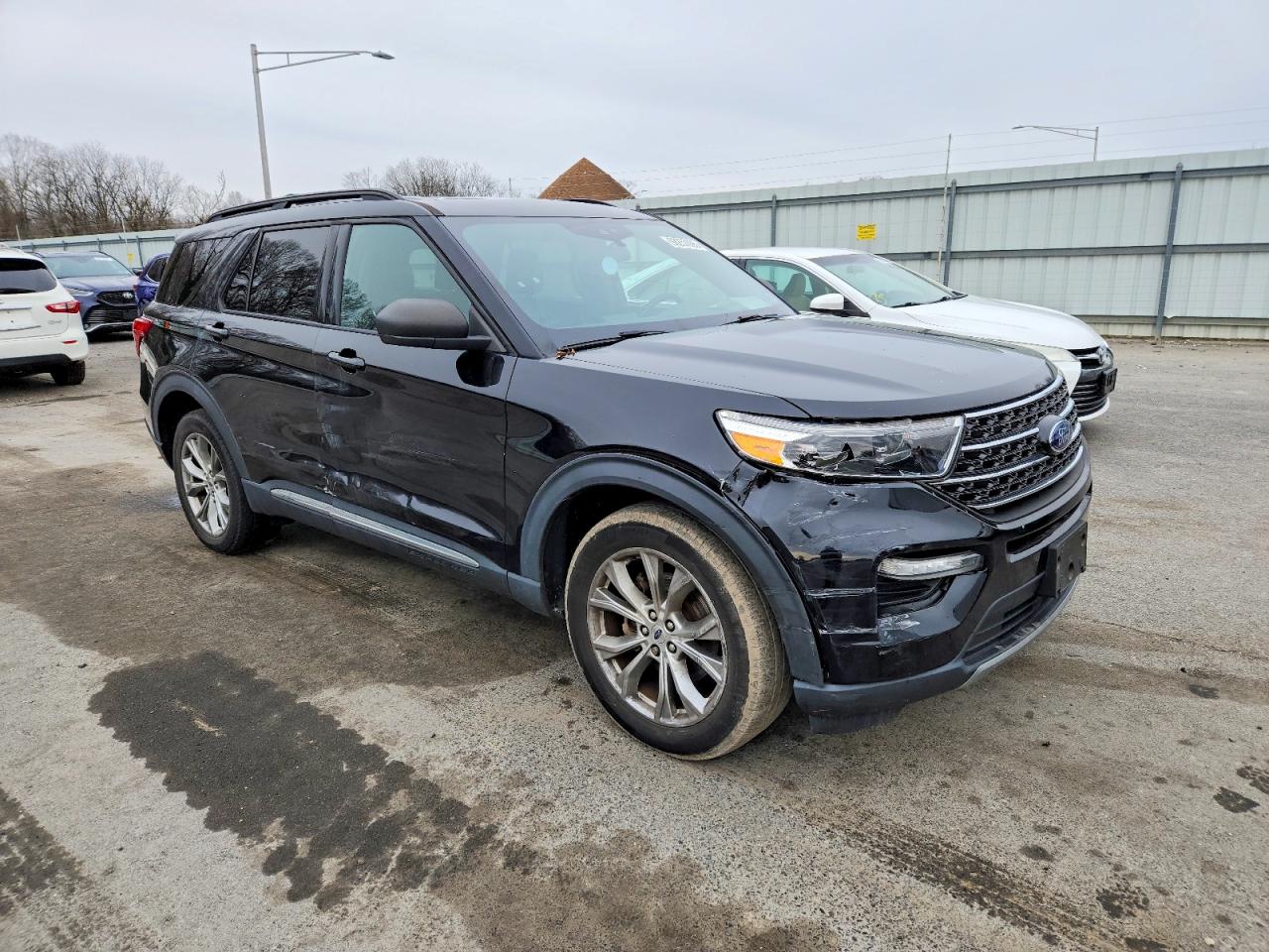 2020 FORD EXPLORER XLT photo 7
