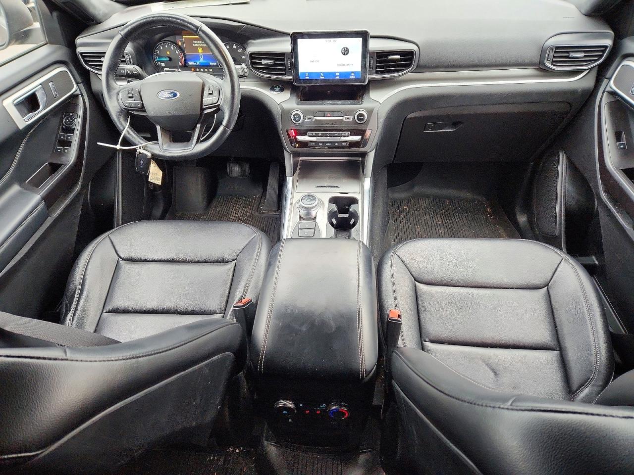 2020 FORD EXPLORER XLT photo 15