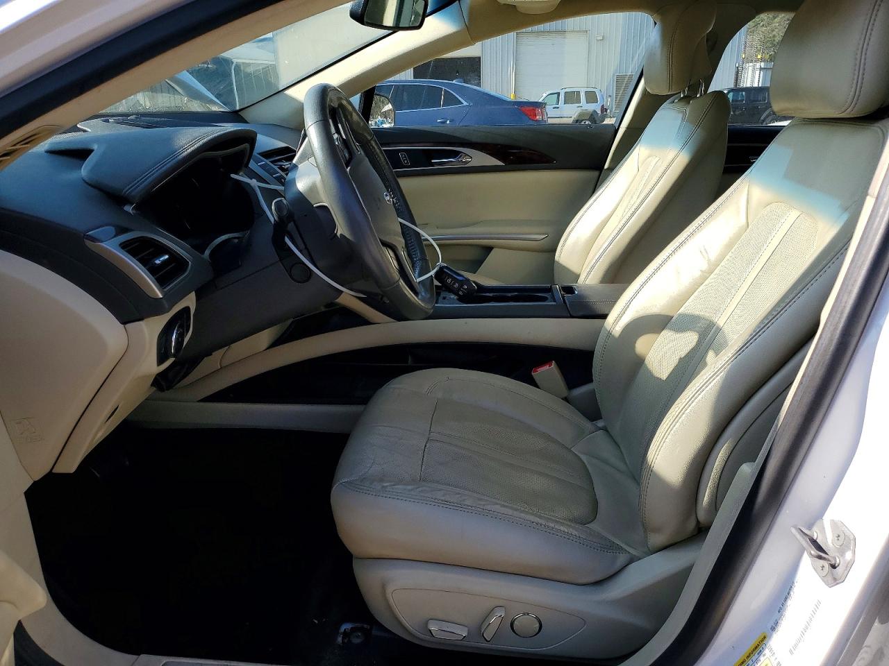 2014 LINCOLN MKZ photo 7