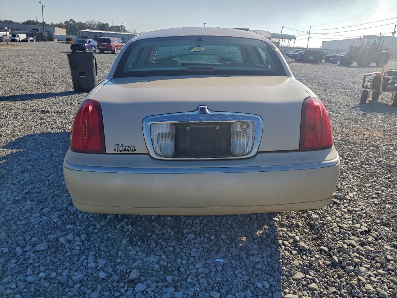 2001 LINCOLN TOWN CAR CARTIER photo 11