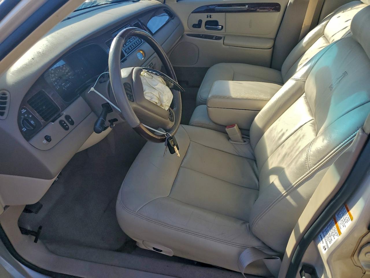 2001 LINCOLN TOWN CAR CARTIER photo 13