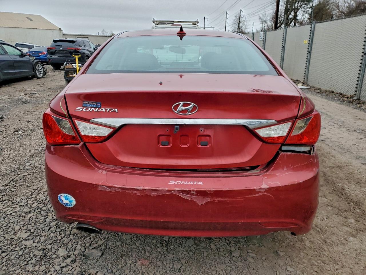 2013 HYUNDAI SONATA SE photo 6