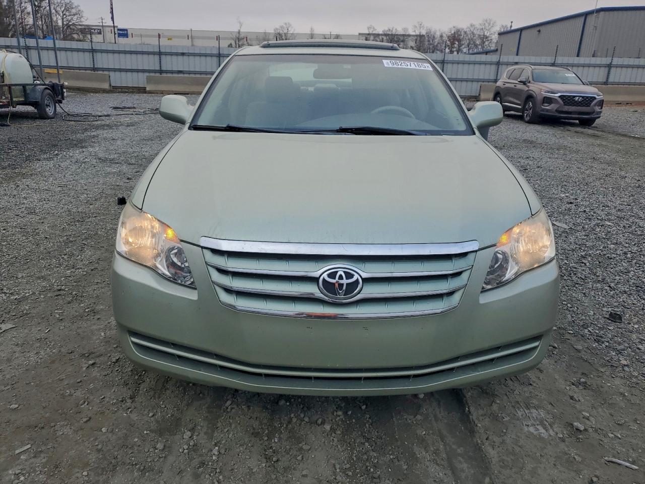 2006 TOYOTA AVALON XL photo 5