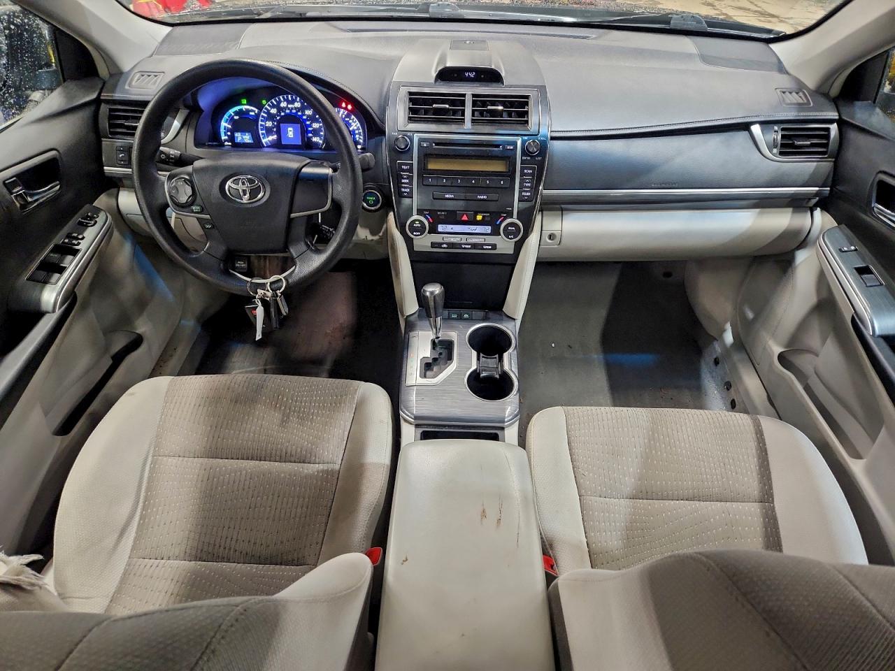 2012 TOYOTA CAMRY HYBRID photo 8