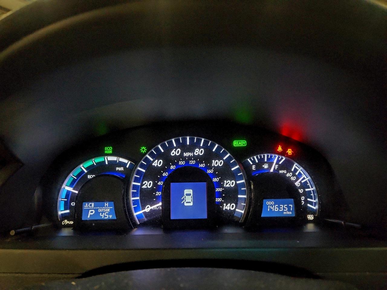 2012 TOYOTA CAMRY HYBRID photo 9
