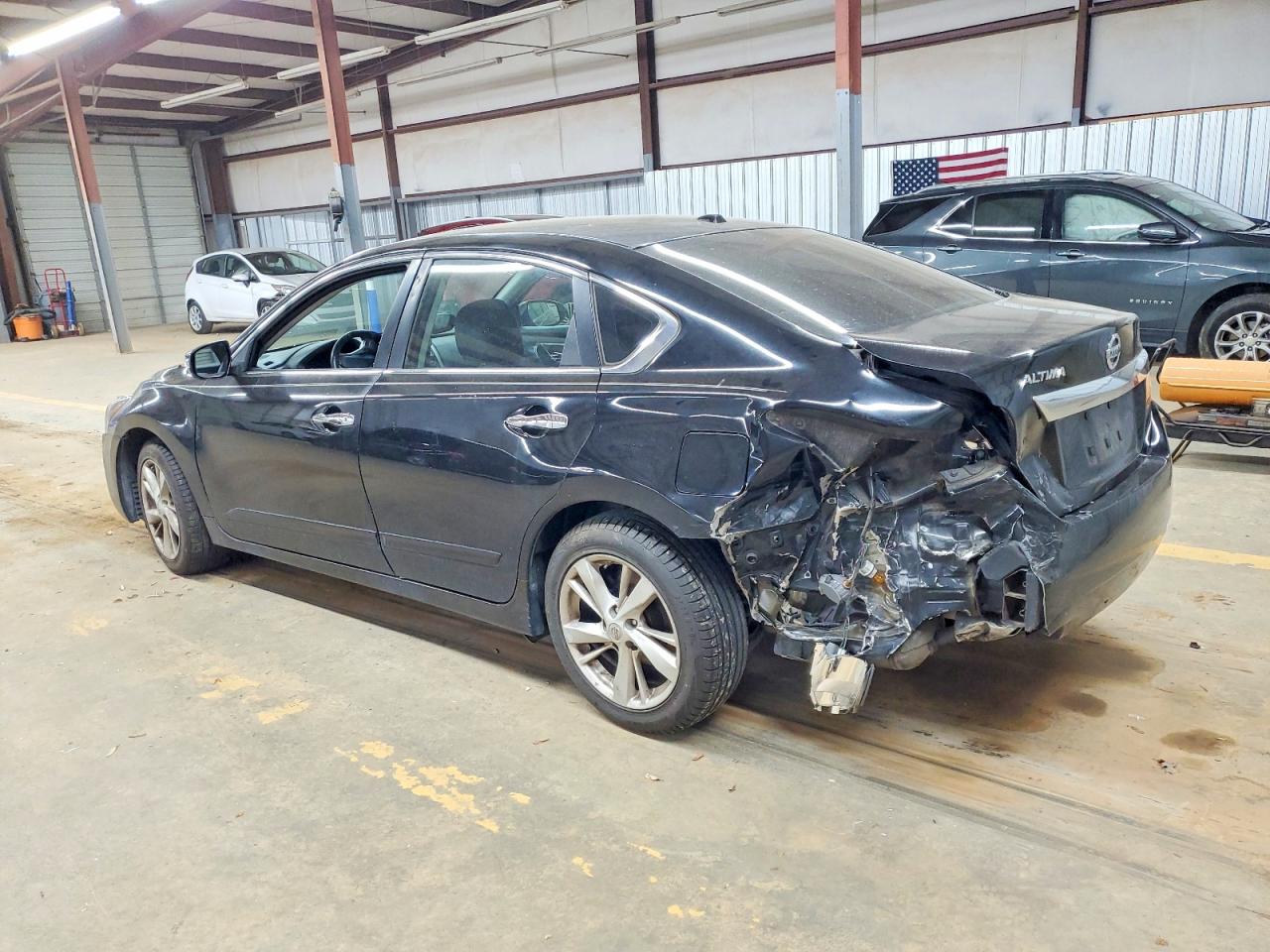 2015 NISSAN ALTIMA photo 2