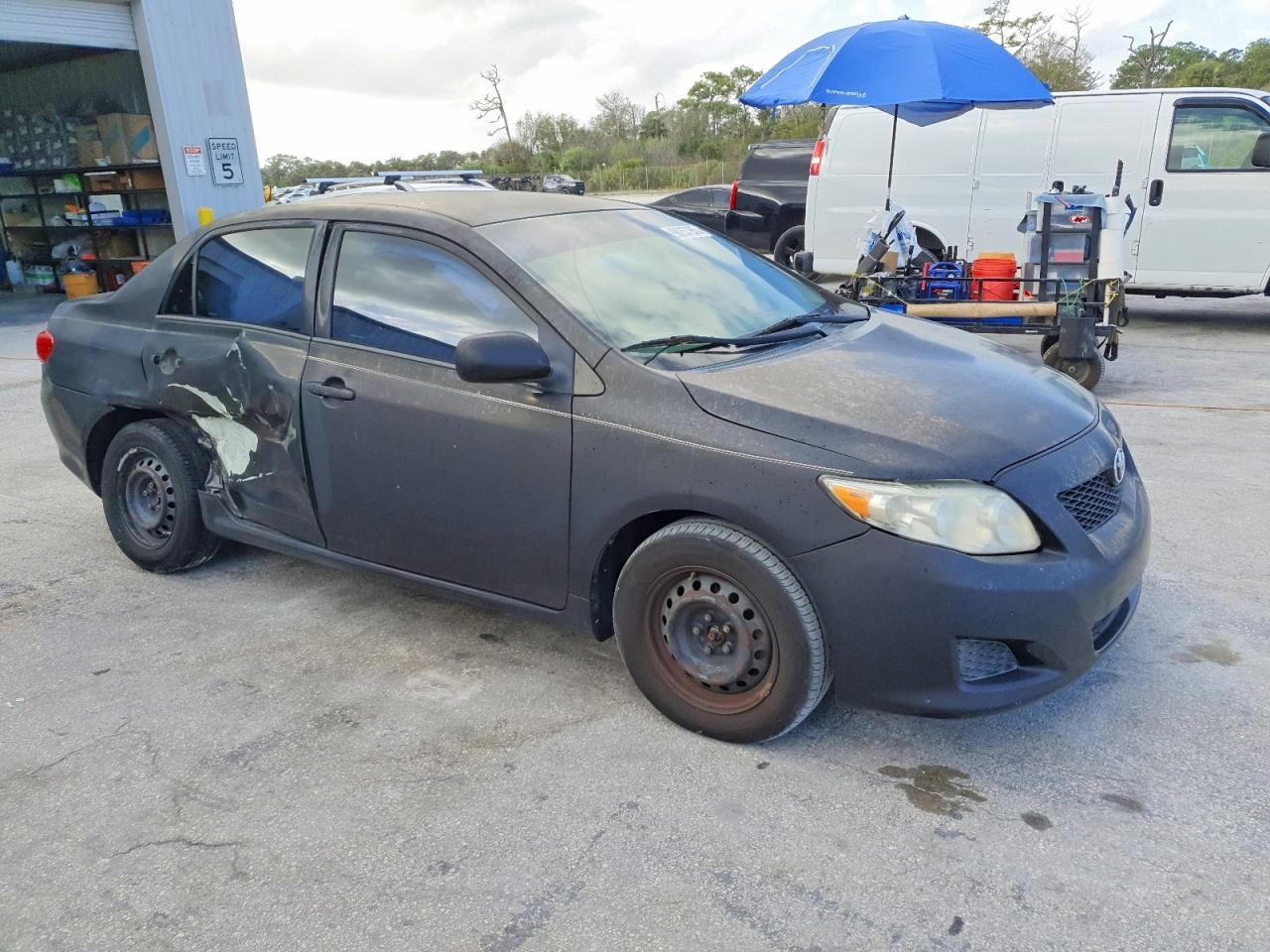 2010 TOYOTA COROLLA BASE photo 4