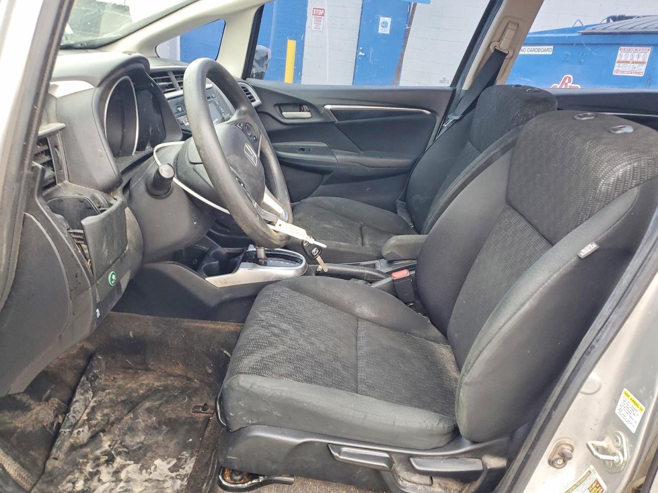 2015 HONDA FIT LX photo 13