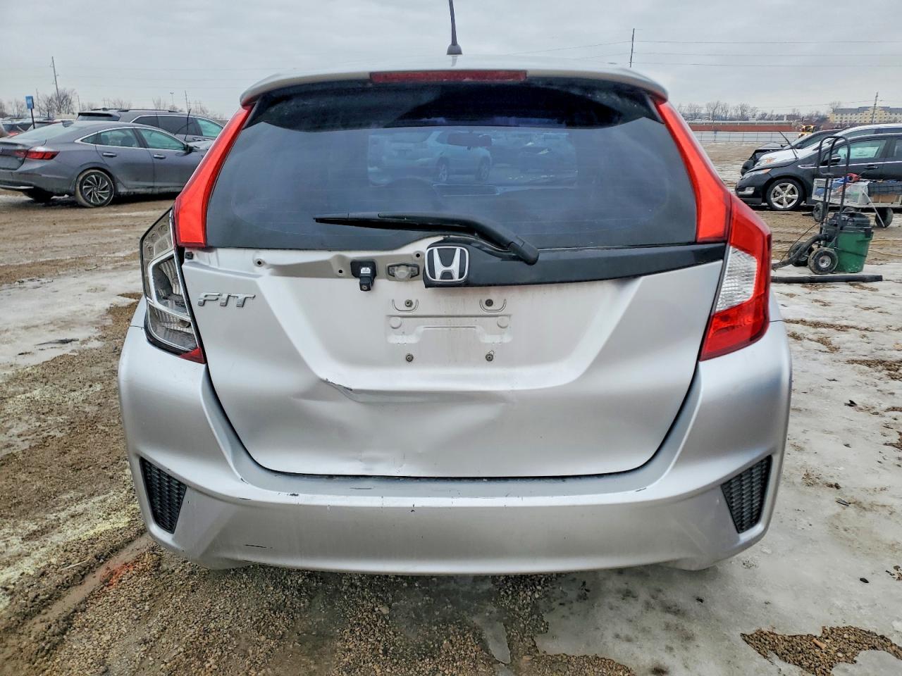 2015 HONDA FIT LX photo 11