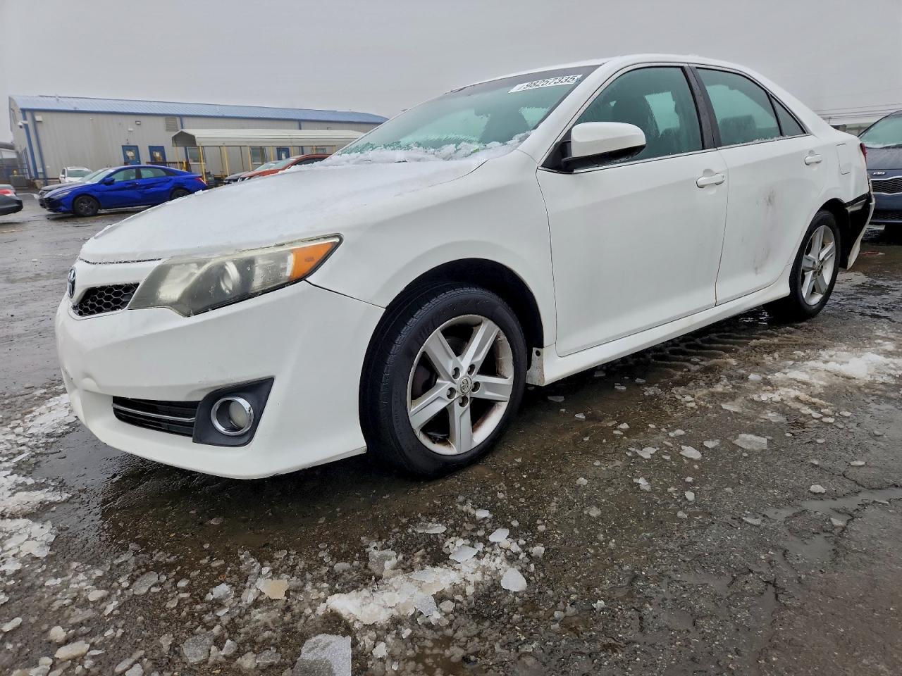 2014 TOYOTA CAMRY