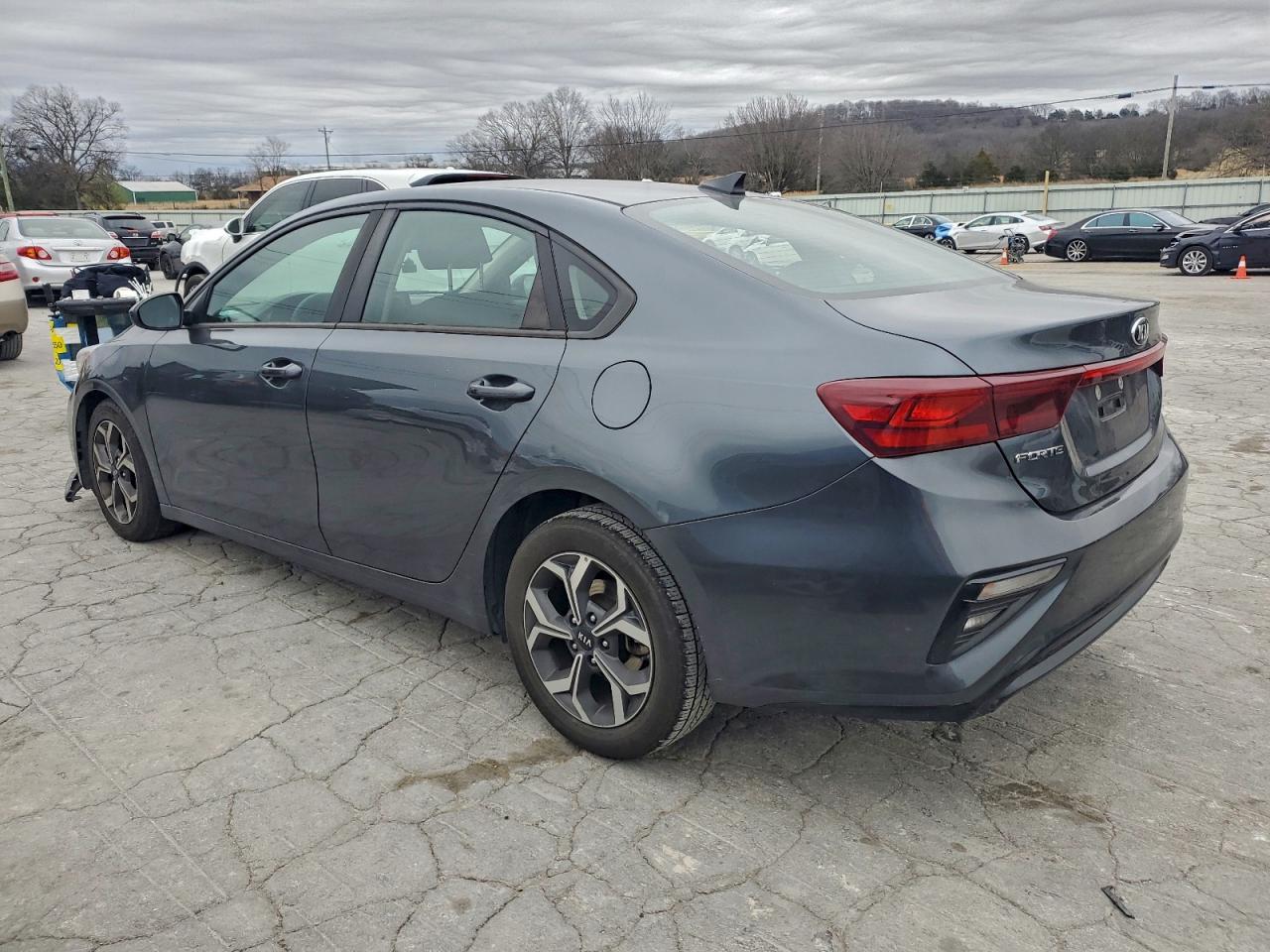 2020 KIA FORTE FE photo 2