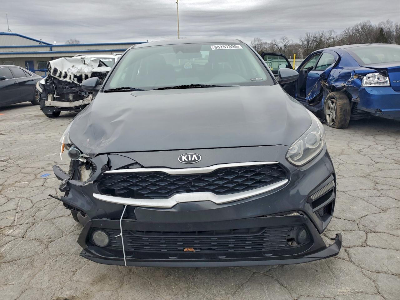 2020 KIA FORTE FE photo 5