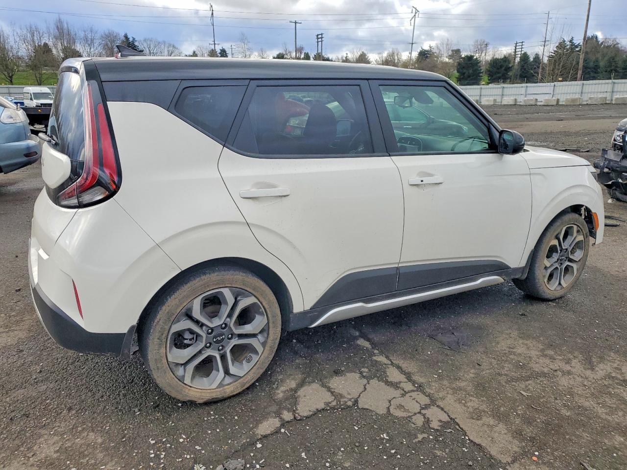 2025 KIA SOUL EX photo 3