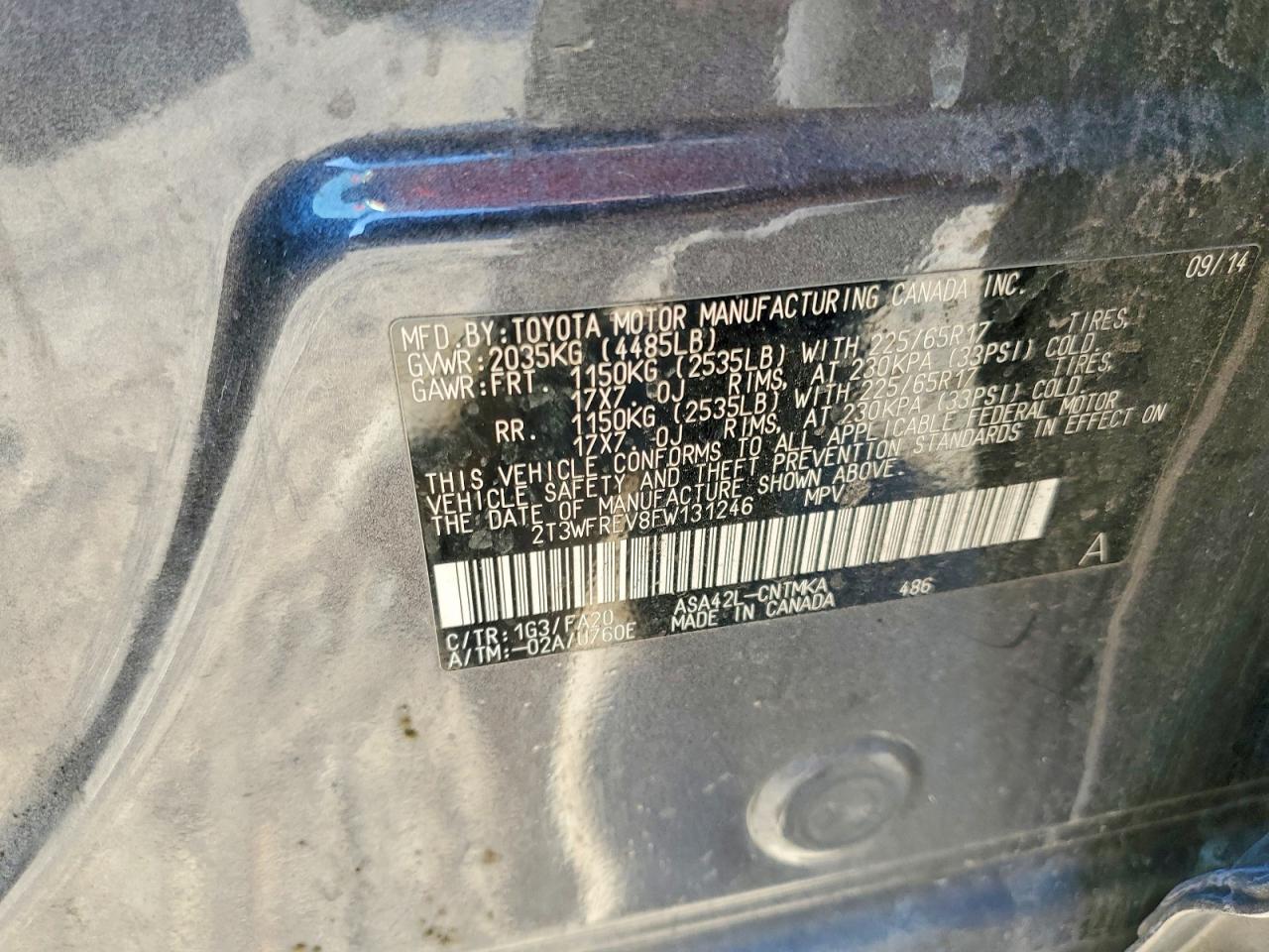 2015 TOYOTA RAV4 XLE photo 13
