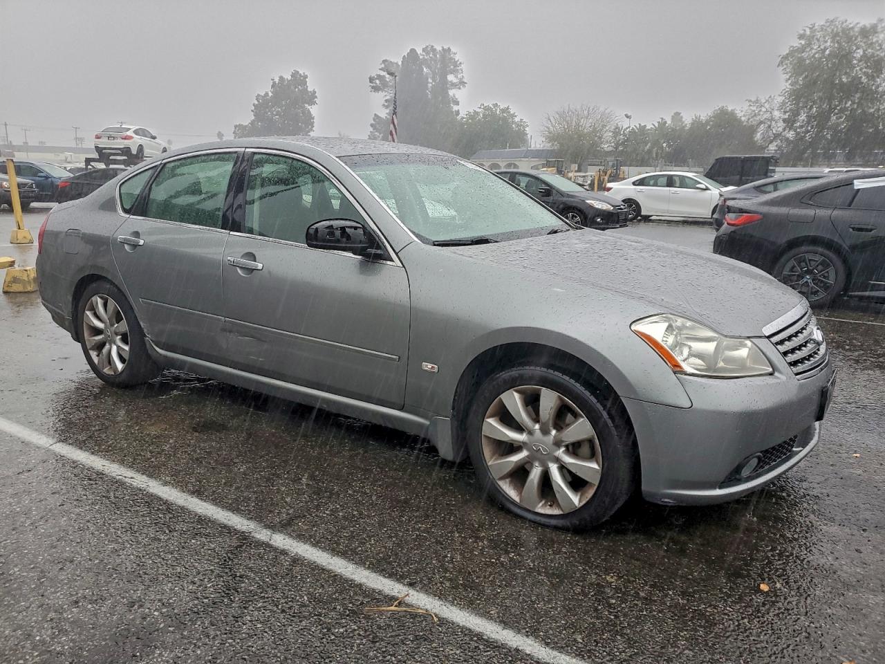 2007 INFINITI M35 BASE photo 4