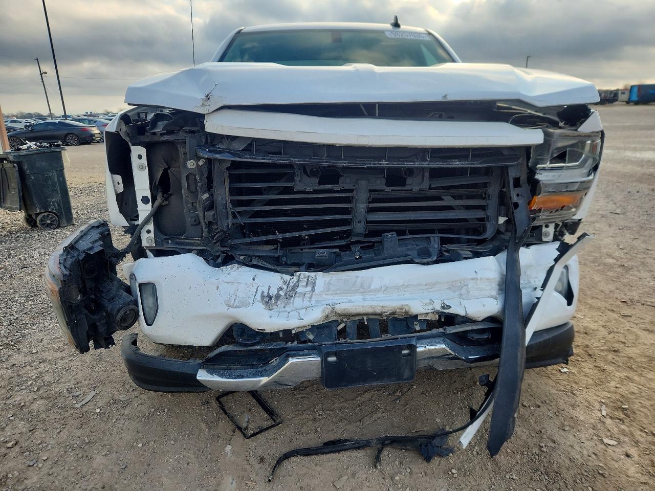 2018 CHEVROLET SILVERADO K1500 LT photo 5