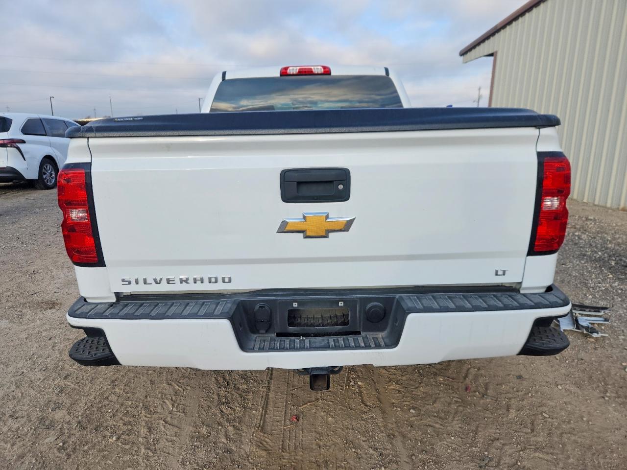 2018 CHEVROLET SILVERADO K1500 LT photo 6