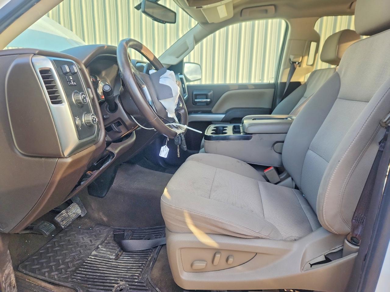 2018 CHEVROLET SILVERADO K1500 LT photo 7