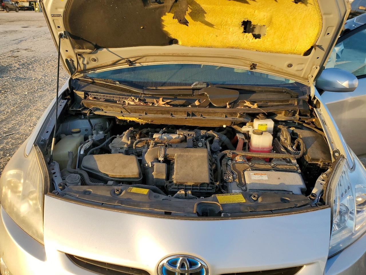 2011 TOYOTA PRIUS photo 31