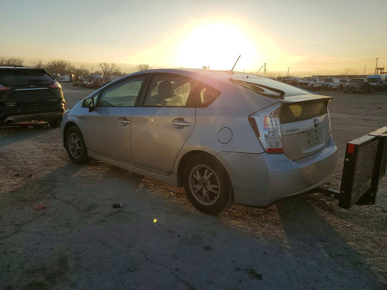 2011 TOYOTA PRIUS photo 4