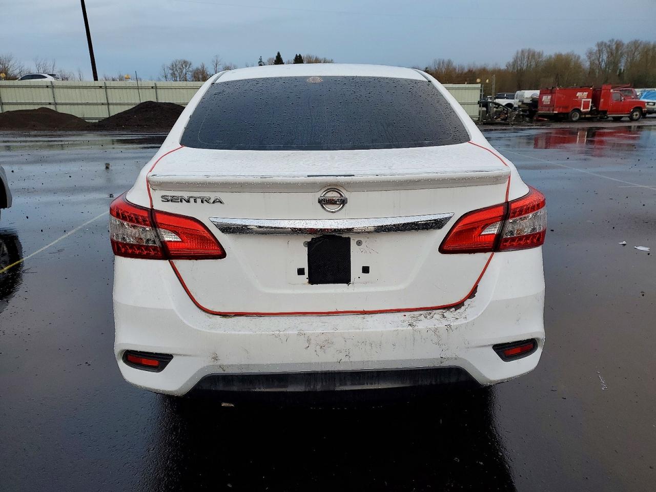 2017 NISSAN SENTRA S photo 6